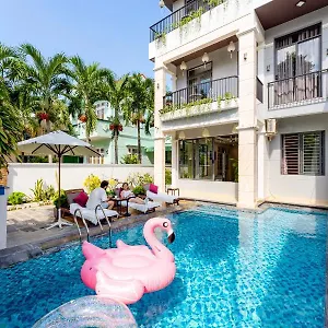 https://le-charme-de-hoi-an-villa.hotelsofhoian.com